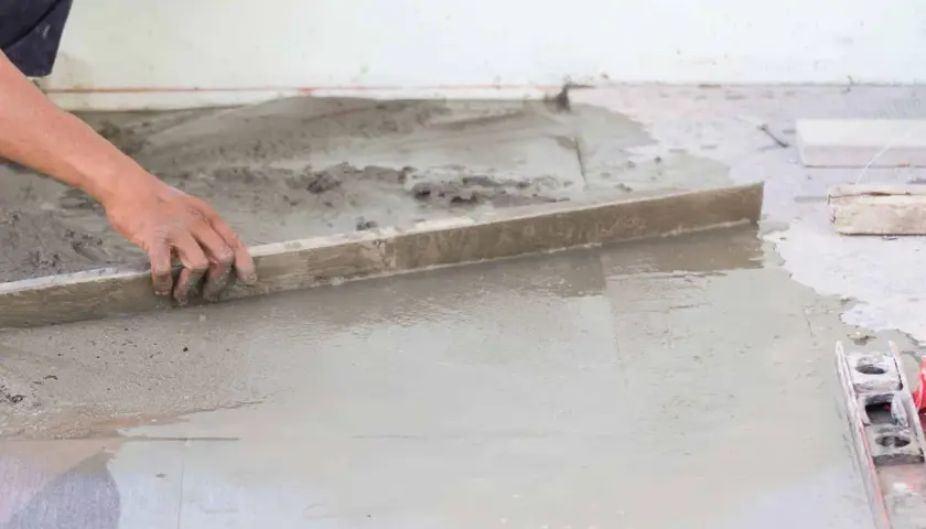 Zrób to sam: Wylewka betonowa na gruncie bez błędów!